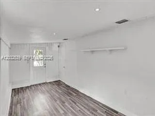 2199 NE 182nd St — Photo 12