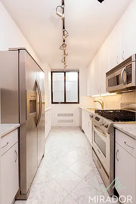 Rented by Mirador Real Estate | media 5