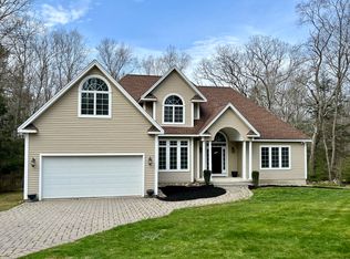 69 Comstock Trl, East Hampton, CT 06424