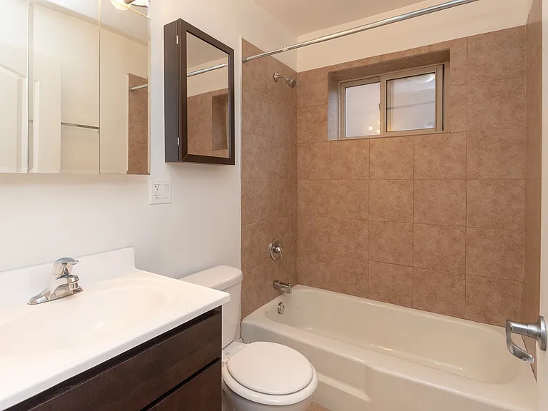 6710 N. Sheridan — Photo 18