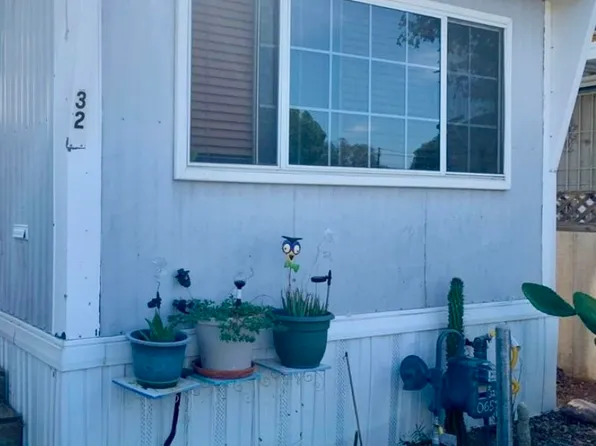 22325 Us Highway 18 Spc 32, Apple Valley, CA 92307