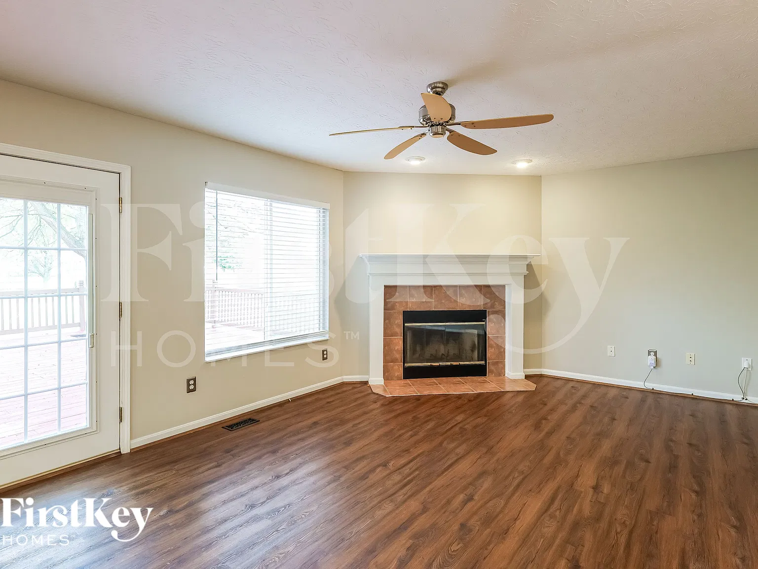 4 bed, 2.5 bath, 2686 sqft, $2,760 — Photo 2