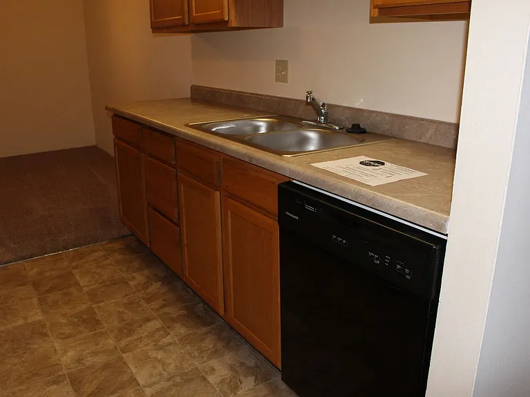 Winding Hills Apartments — Photo 80