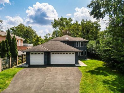 9811 W 57th St, Countryside, IL, 60525