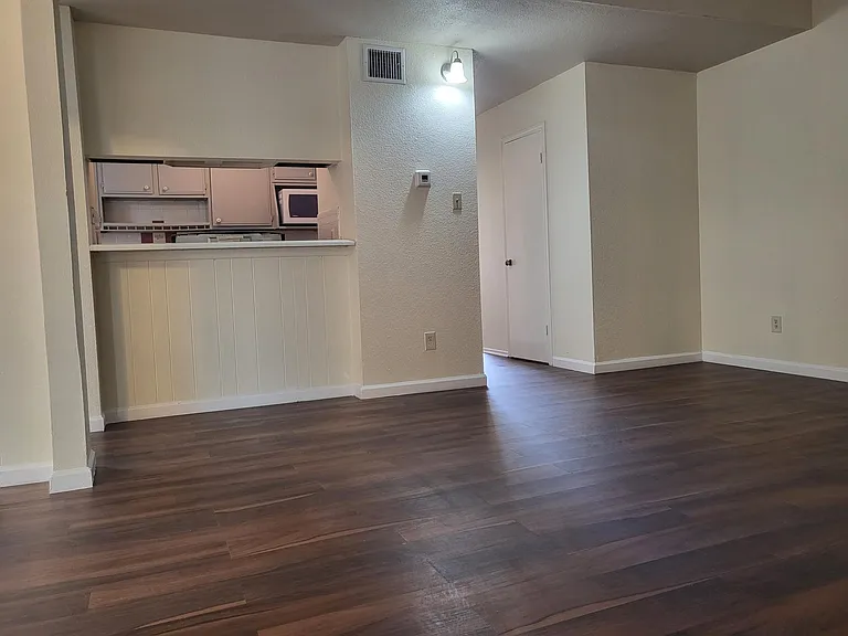 12409 Windjammer St — Photo 6