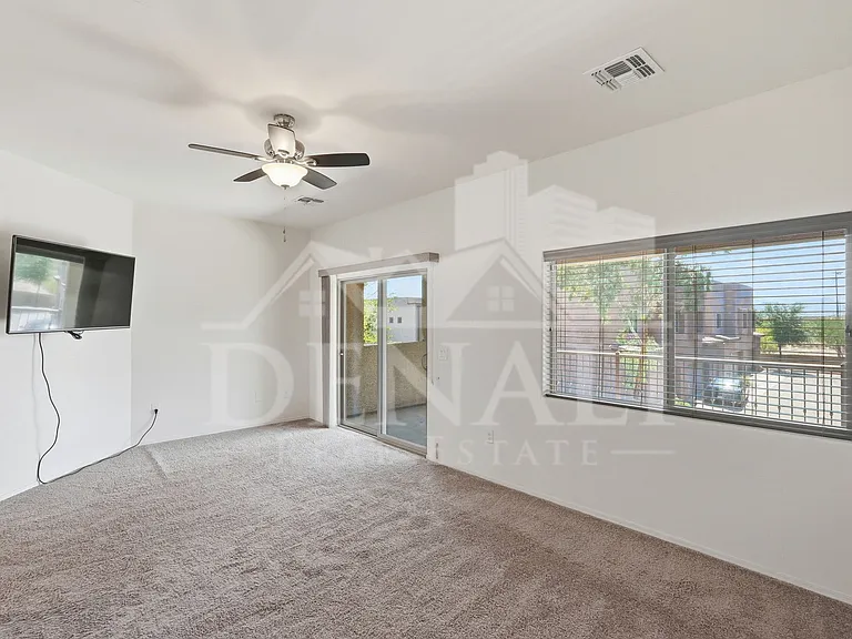 4162 N Thurston Ln #100 — Photo 14