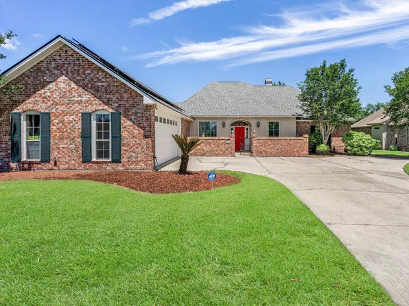 19107 Vignes Lake Ave, Baton Rouge, LA 70817
