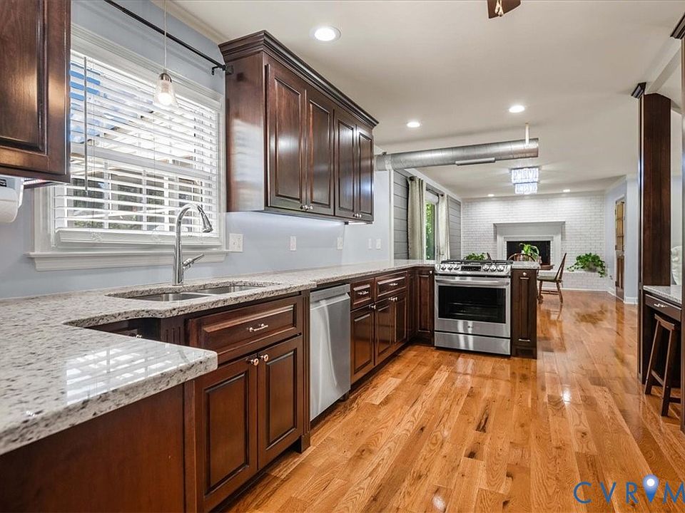 1st image of 1211 Yacht Basin Dr