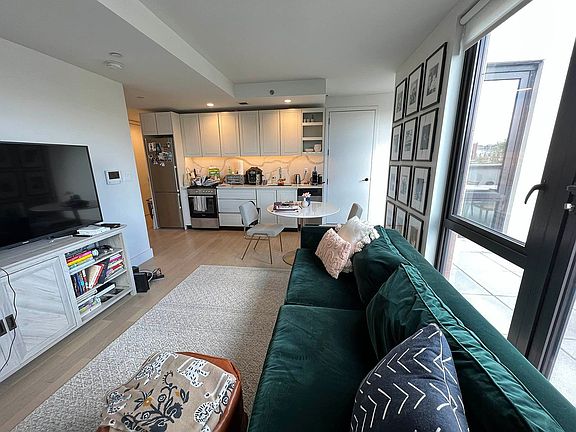 5th image of 635 4th Ave #505