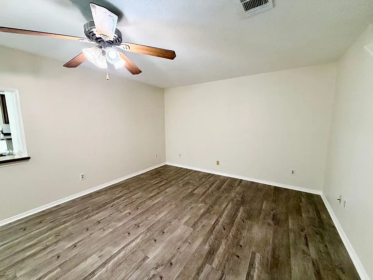3825 Kimberly Dr — Photo 8