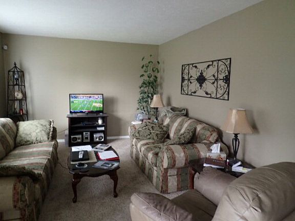 2nd image of 1705 Freedom Dr