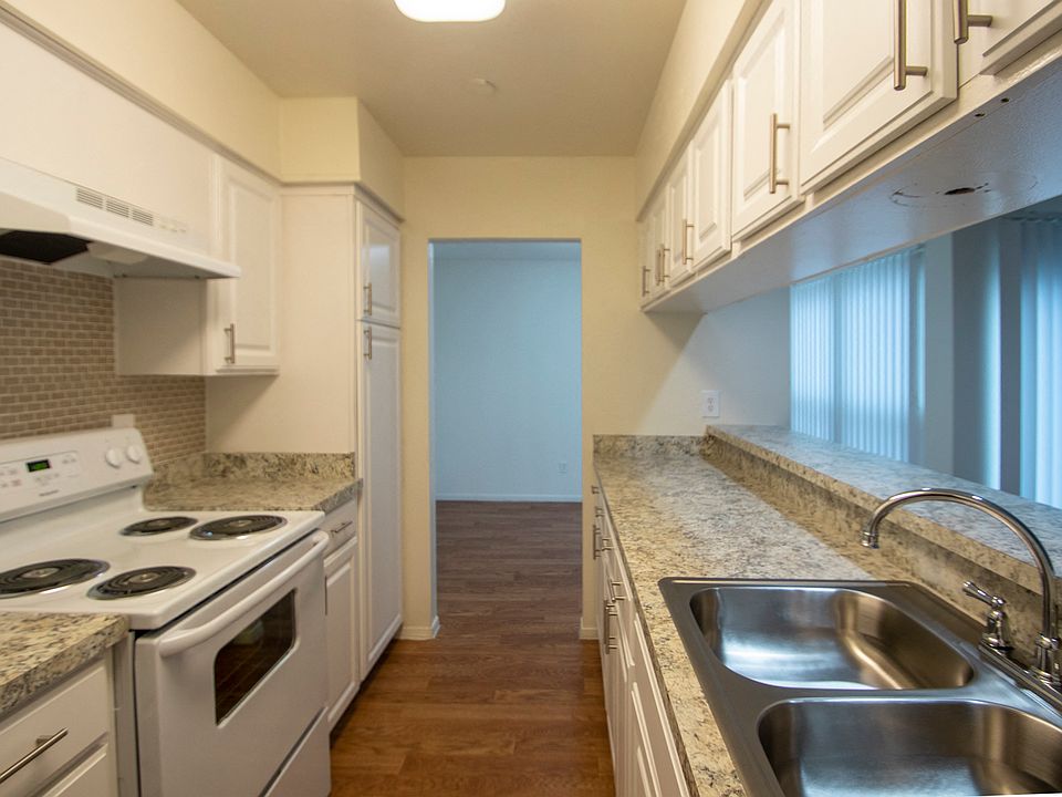 the biltmore apartment rentals with virtual tours dallas tx zillow
