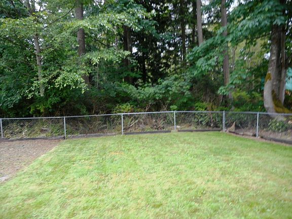 3rd image of 1405 Abbey Ln