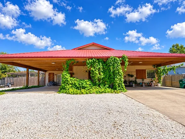 1012 Bee Tree St, Westlake, LA 70669