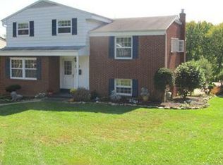 5 Wendel Rd, Irwin, PA 15642