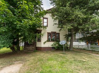 203 E Delaware St, Decatur, MI 49045
