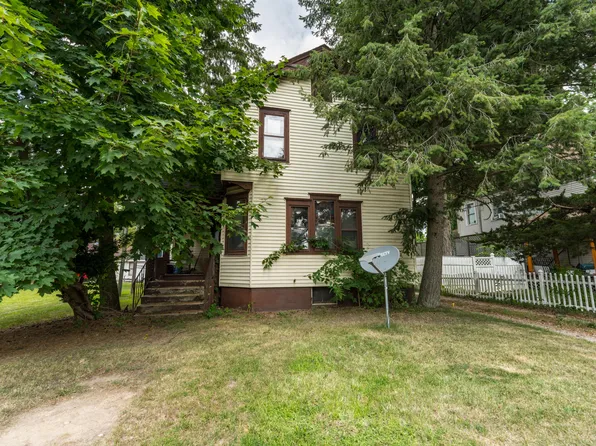 203 E Delaware St, Decatur, MI 49045