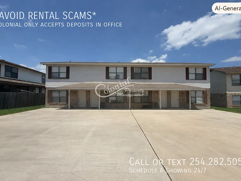 1305 Monroe Loop #A — Photo 1