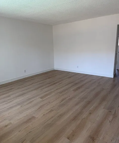 Cornuta Apartments — Photo 11