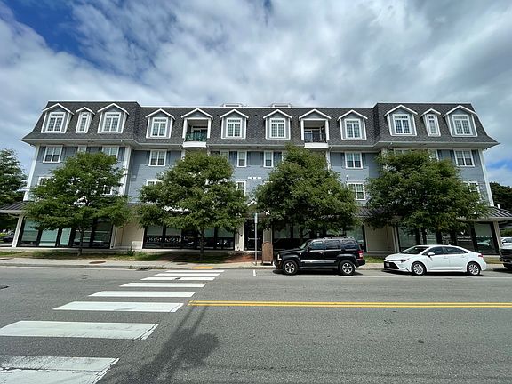 2nd image of 431 River St #757df9b02
