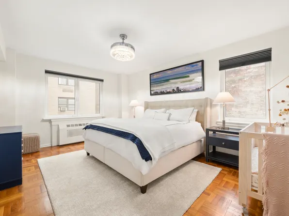 860 Fifth Avenue image 4 of 7