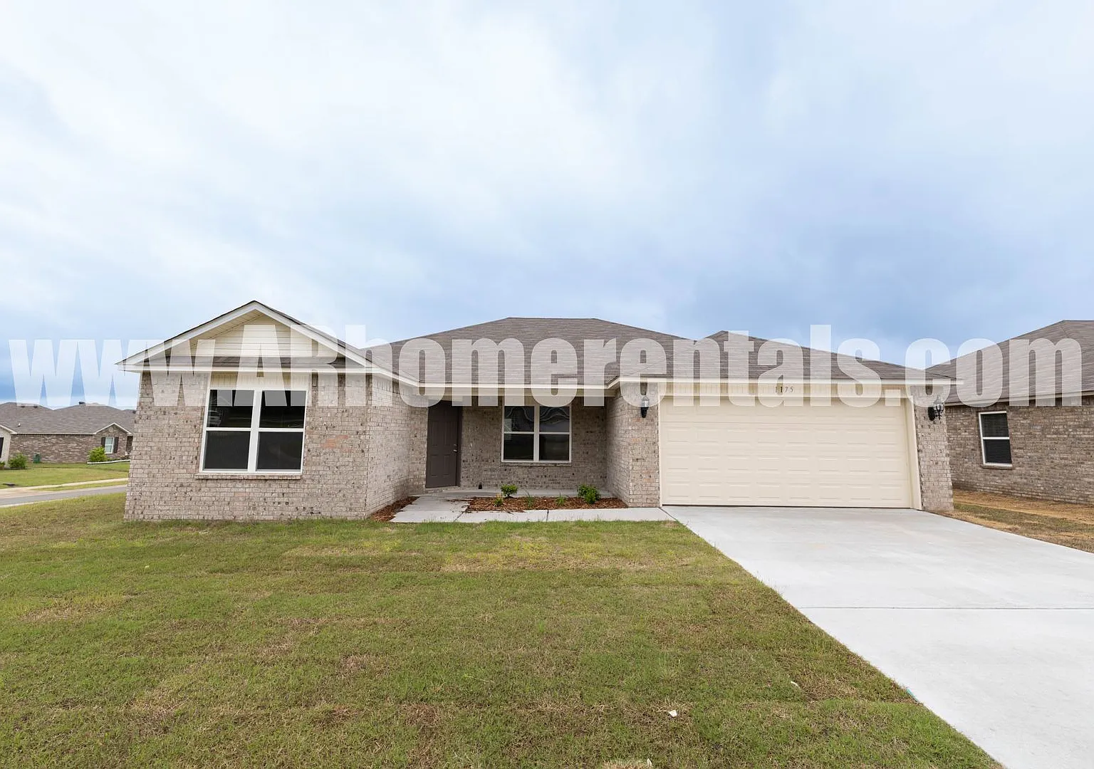 Spacious Home for Rent! — Photo 1