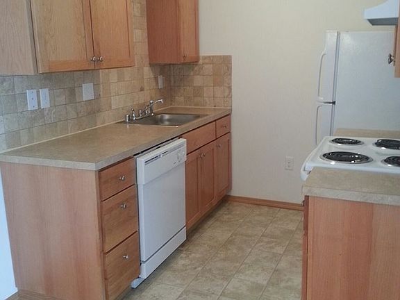 4th image of 1930 George Washington Way APT 222