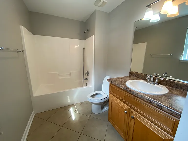 803 W Georgia St #1 — Photo 31
