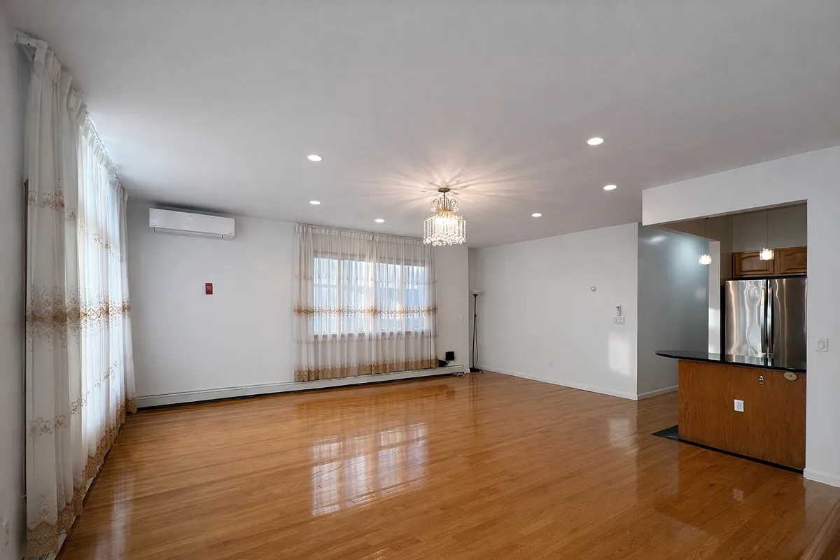 Building Photo - 1971 Bay Ridge Pkwy #2