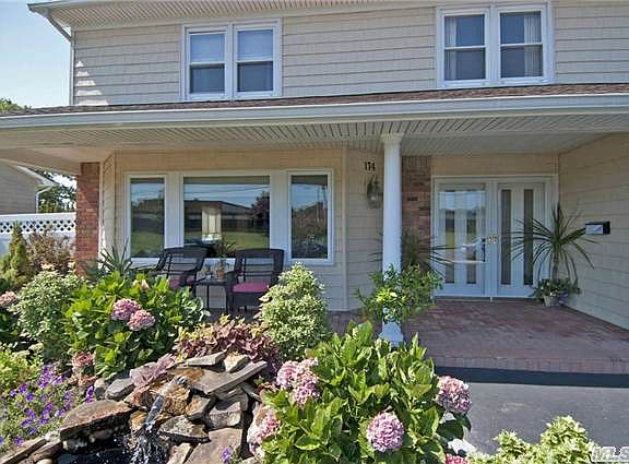 2nd image of 174 Snedecor Ave