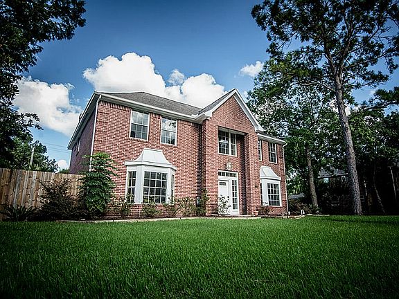 3rd image of 1114 Live Oak Ln