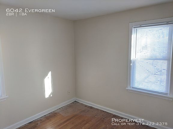 4th image of 6042 Evergreen Blvd