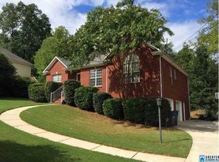 3127 Cambridge Cir, Trussville, AL 35173