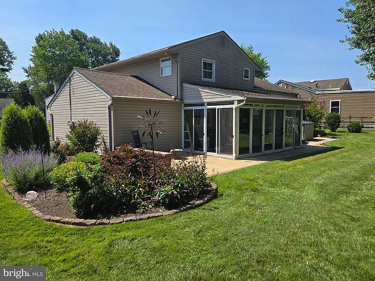 425 Silver Ave — Photo 5