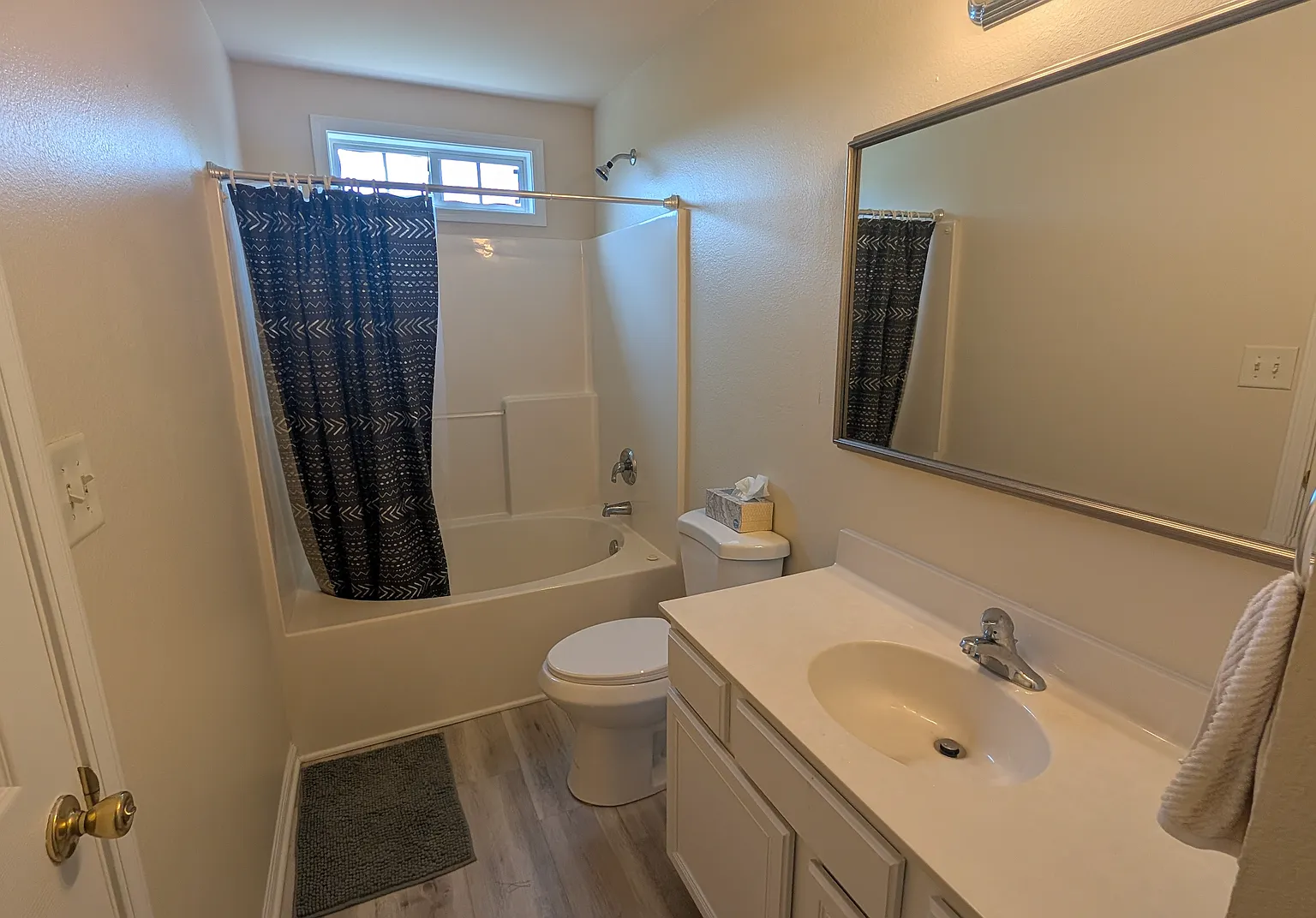 8601 Sawleaf Ct — Photo 4