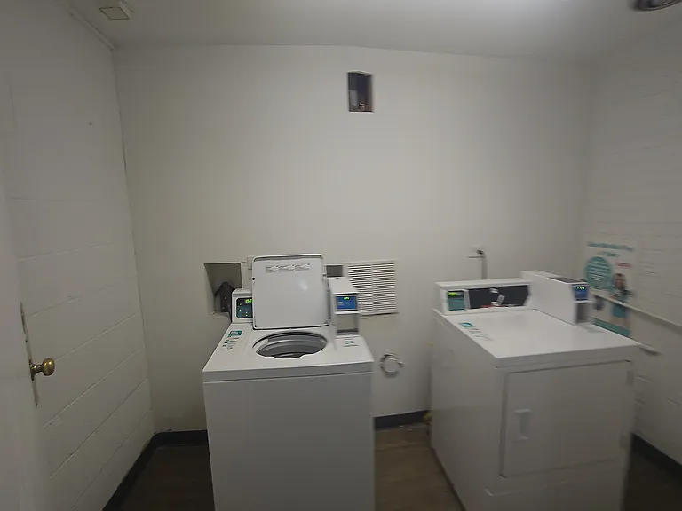 6211 N Kenmore Ave #405 — Photo 12