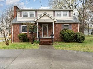 413 S Maple St, Graham, NC 27253