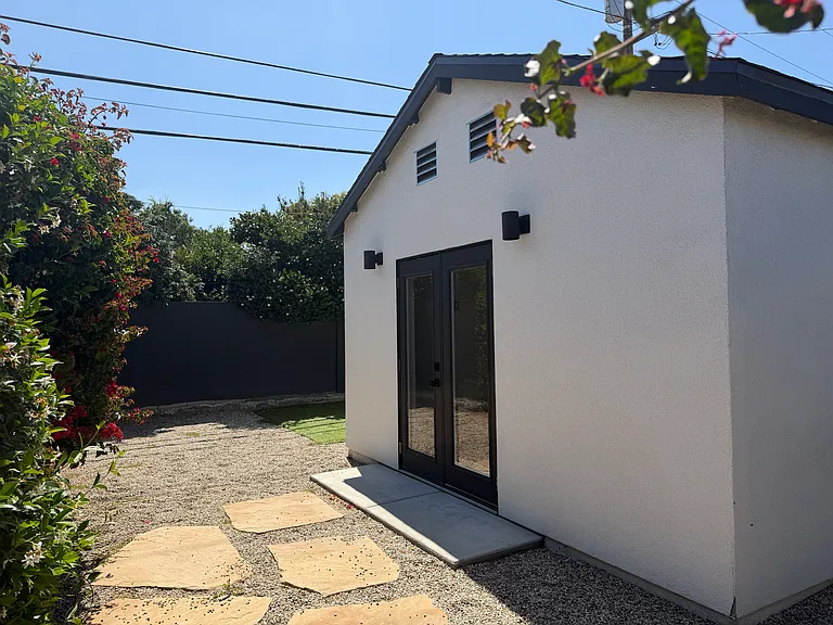 3618 Chesapeake Ave — Photo 8