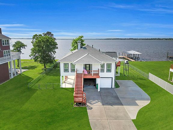 3rd image of 440 S Burnett Drive