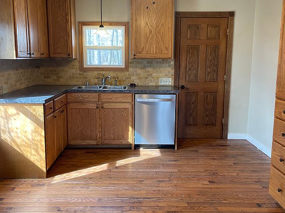 2nd image of 1024 County Road 1754
