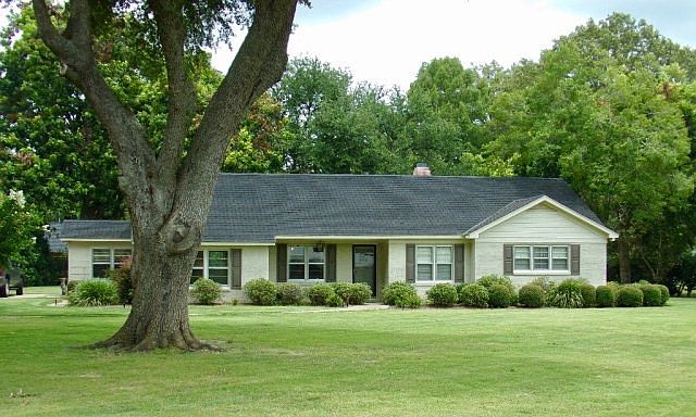 1st image of 1171 Cloverdale Dr