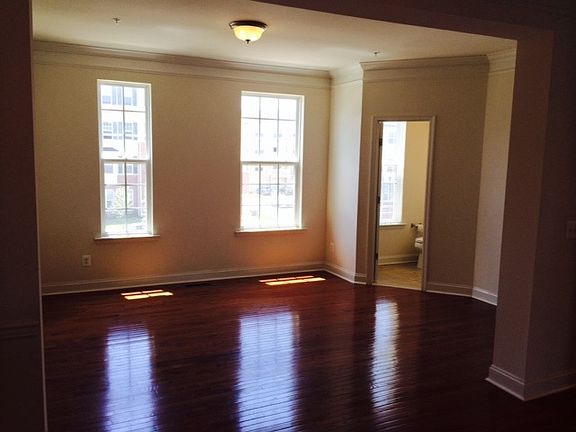 3rd image of 11871 Little Seneca Pkwy