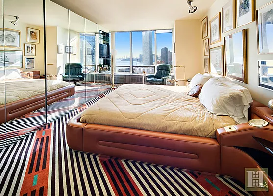 Sold by Halstead Real Estate | media 3