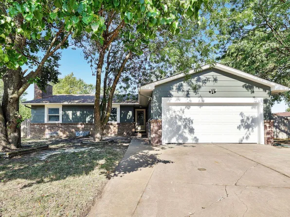 4533 Woodlow Ct, Wichita, KS 67220