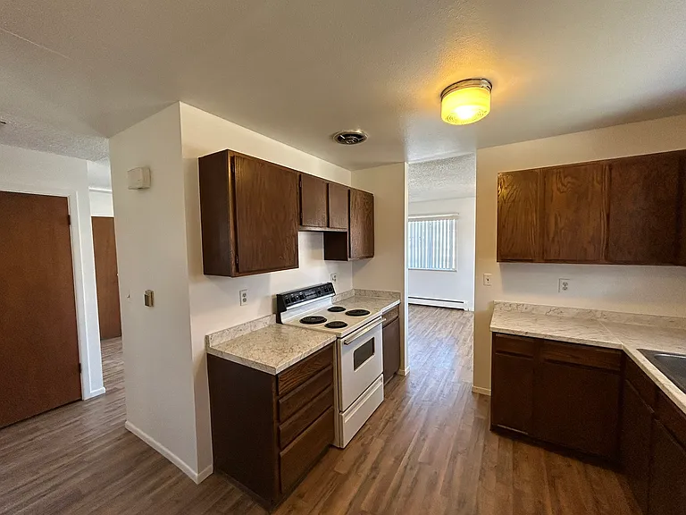 441 Independent Ave #1 — Photo 10