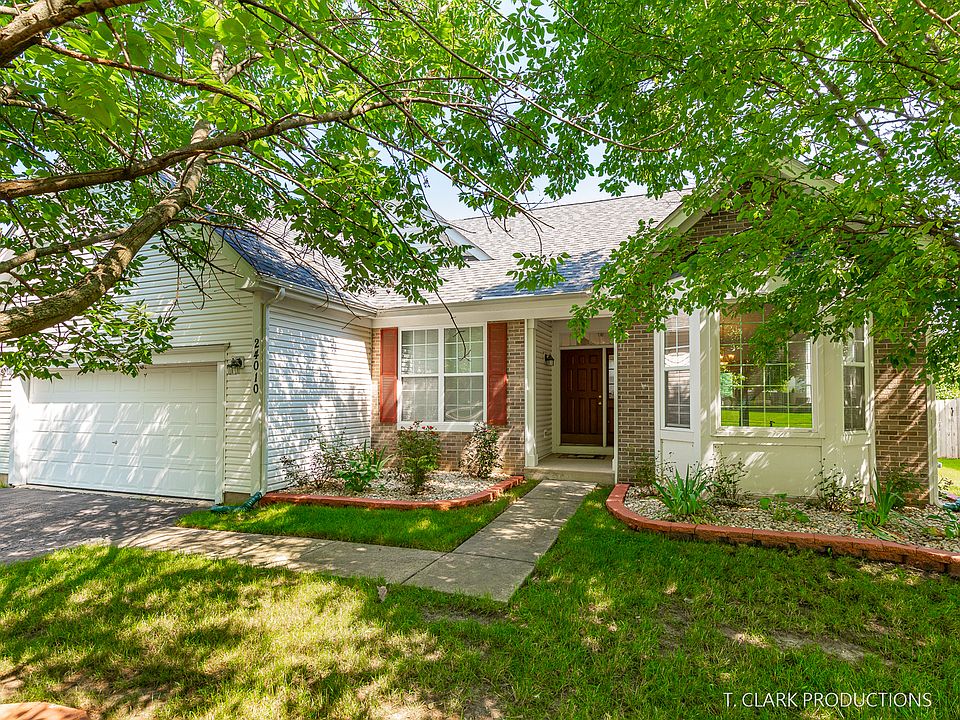 1st image of 24010 W Marathon Ln