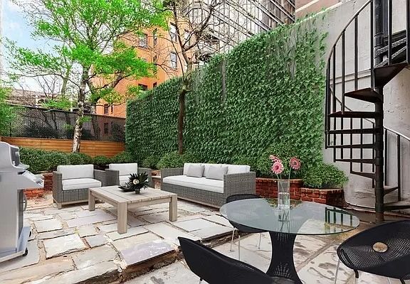 5th image of 409 E 58th St