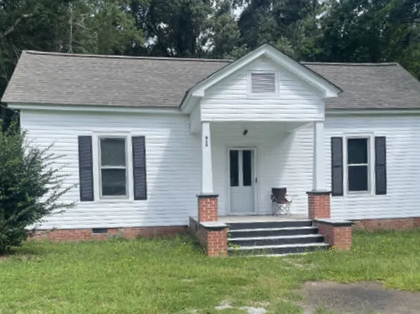 415 N Church St, Ninety Six, SC 29666