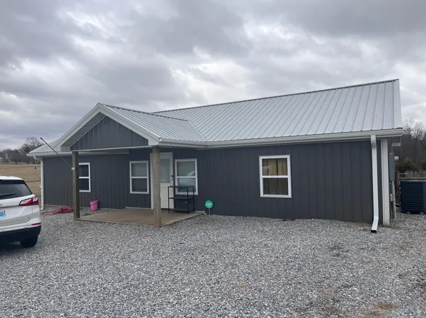 769 Hardy Rd, Cadiz, KY 42211