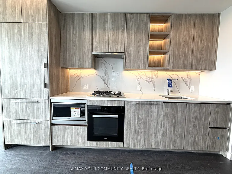 75 Billes Hts #1515 — Photo 7